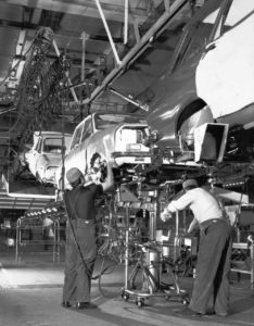 1972-1975-montage-R12-Renault Flins