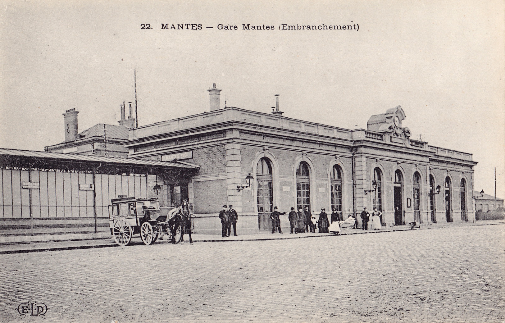 Le 9 avril 1890, ManteslaJolie célébrait l’arrivée de la ligne de