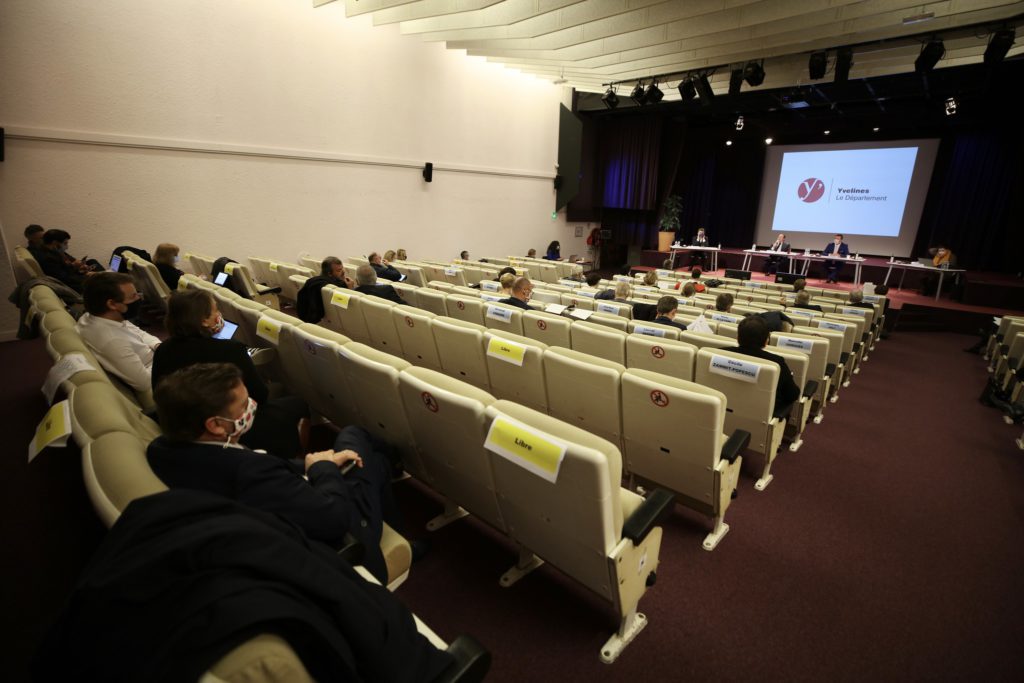 Assemblée départementale au Campus des Mureaux