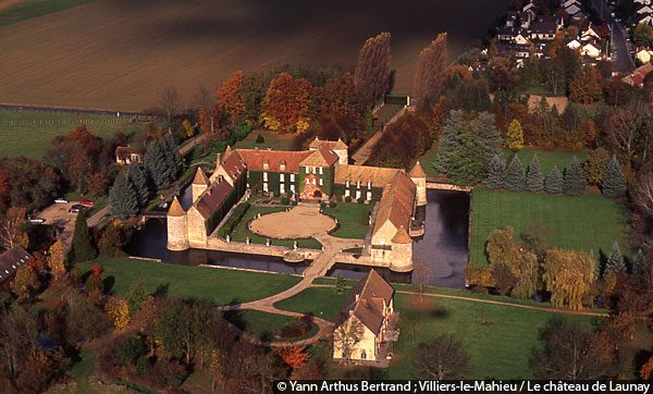 Château de Launay à Villiers-le-Mahieu©CD78/Yann Arthus Bertrand