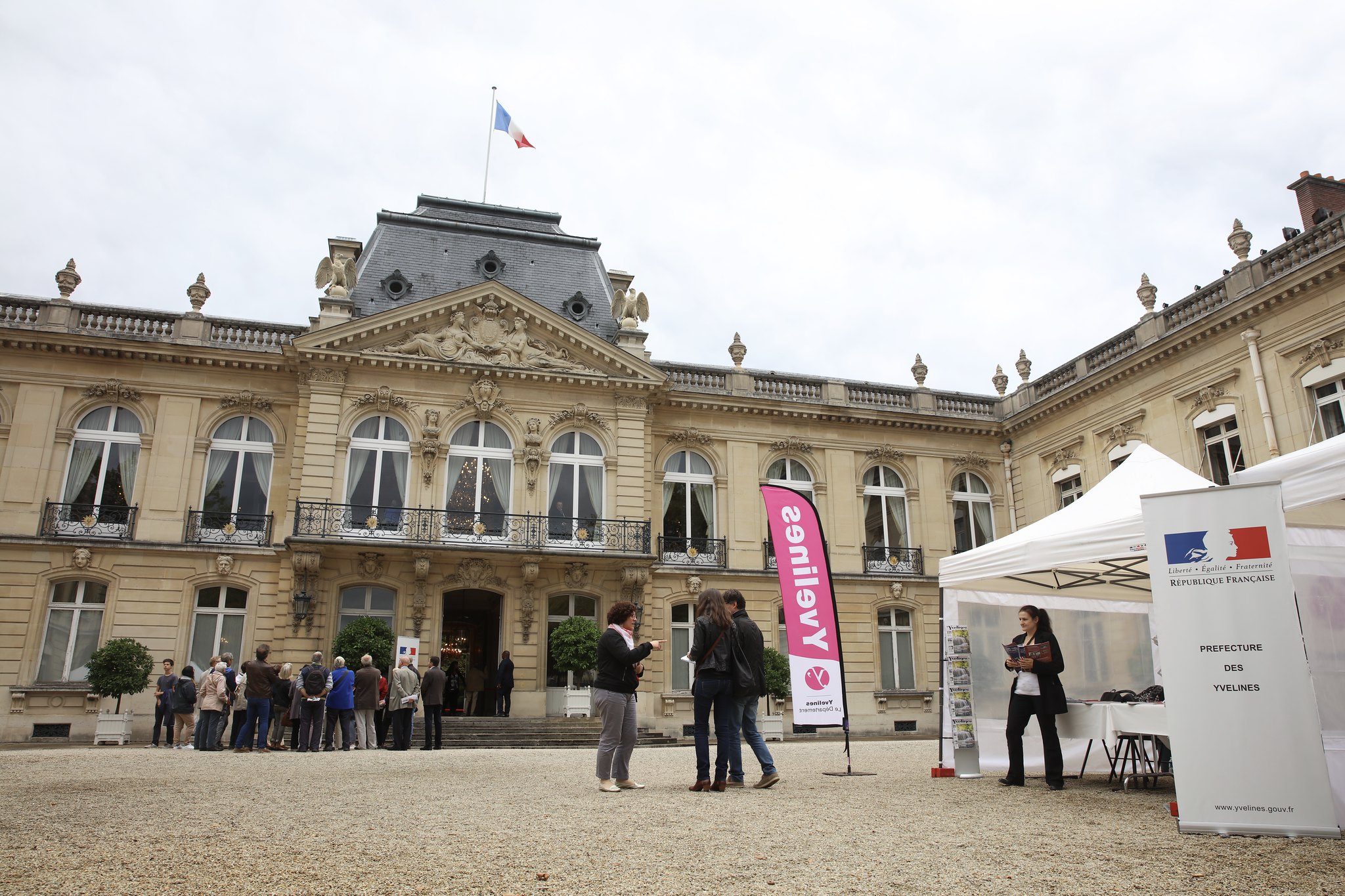 Habituellement fermé au public, l'Hôtel du Département et de la Préfecture révèle ses secrets durant les Journées européennes du patrimoine. CD78